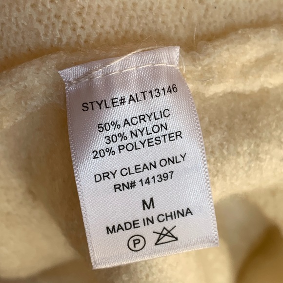 New ASTR distressed pullover sweater cream white M - Picture 3 of 8